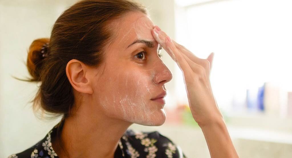 روش های مناسب محافظت از پوست خشک کدامند